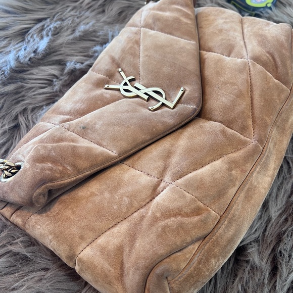 SAINT LAURENT

PUFFER SMALL CHAIN BAG IN QUILTED SUEDE in color CINNAMON - Picture 3 of 14